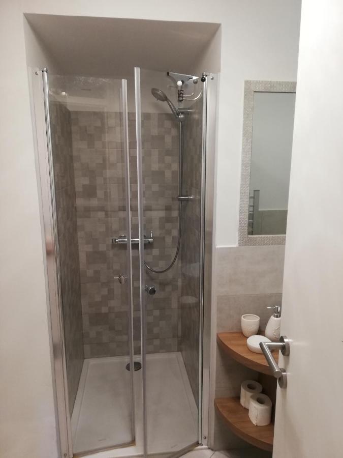 Apartma Salvia-Guest House Lucija Zewnętrze zdjęcie