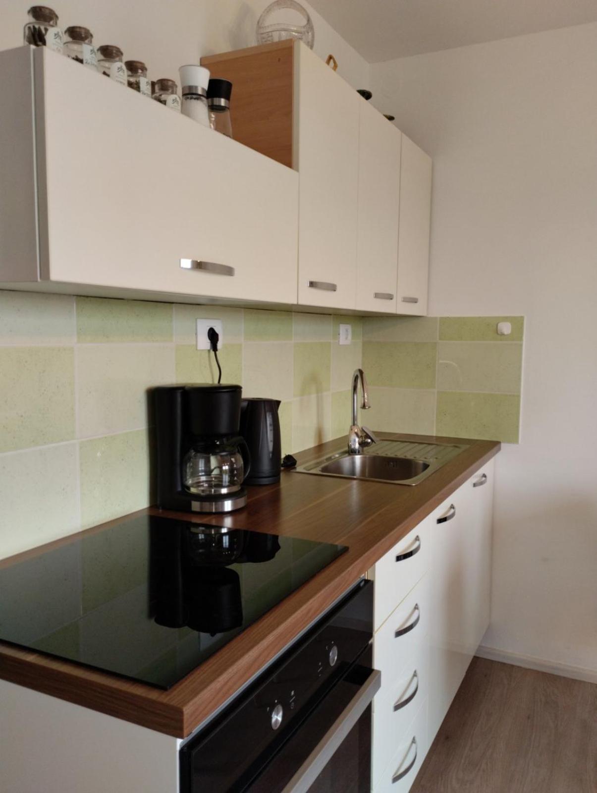 Apartma Salvia-Guest House Lucija Zewnętrze zdjęcie