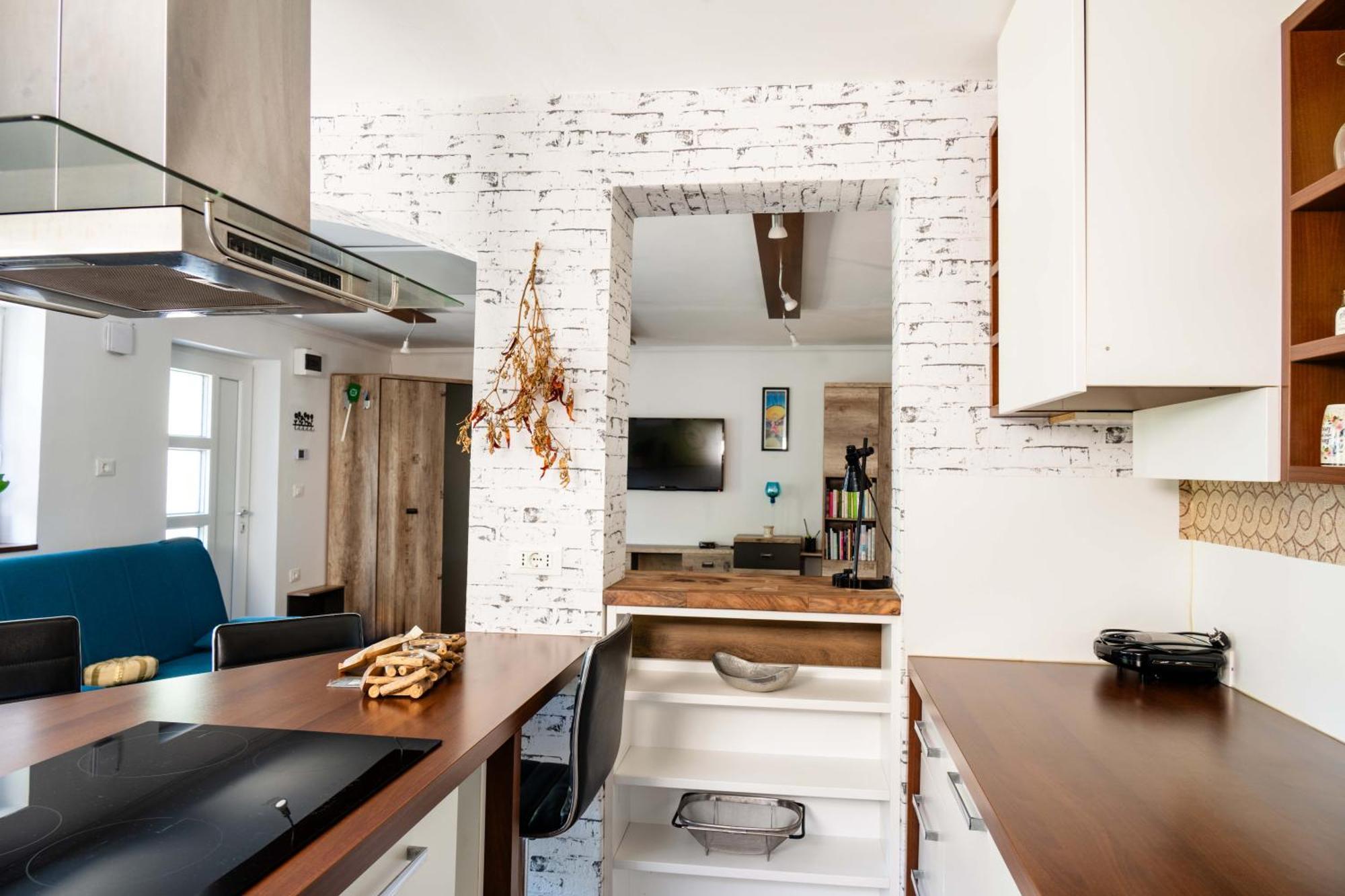 Apartma Salvia-Guest House Lucija Zewnętrze zdjęcie